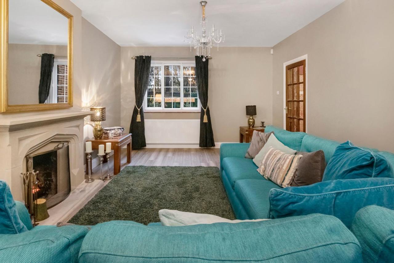 Westleigh Hotel Ashtead Buitenkant foto
