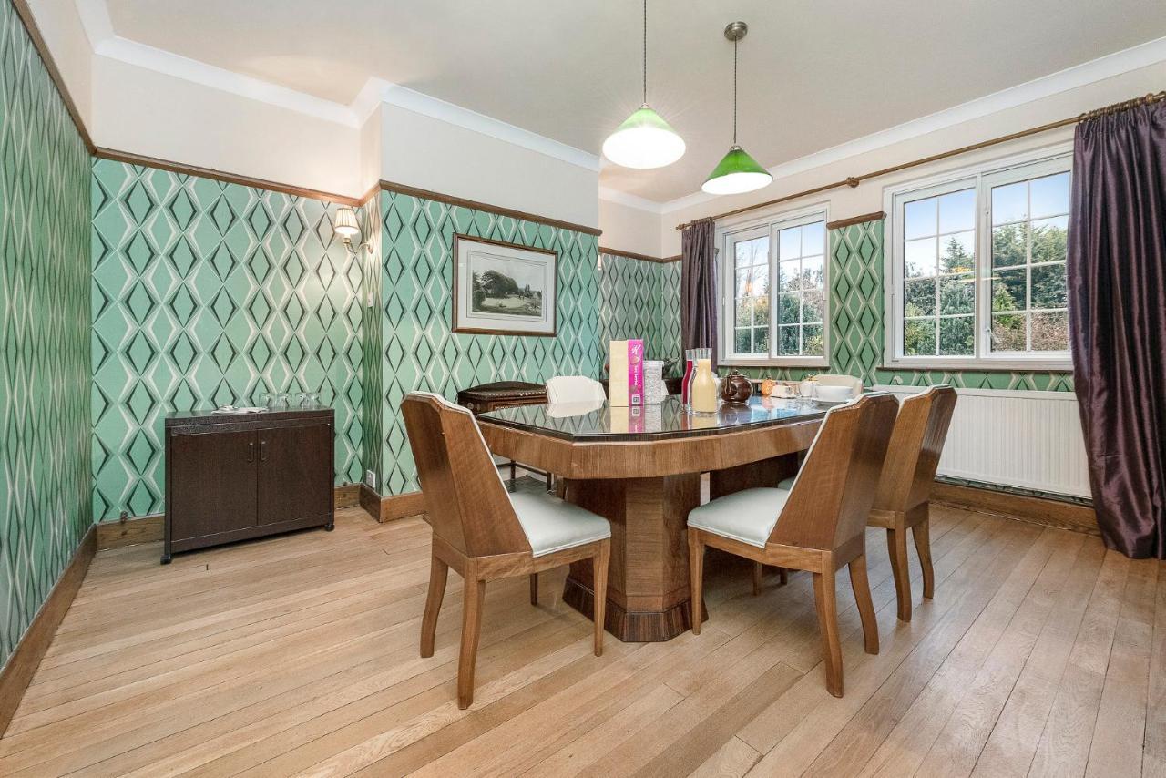Westleigh Hotel Ashtead Buitenkant foto